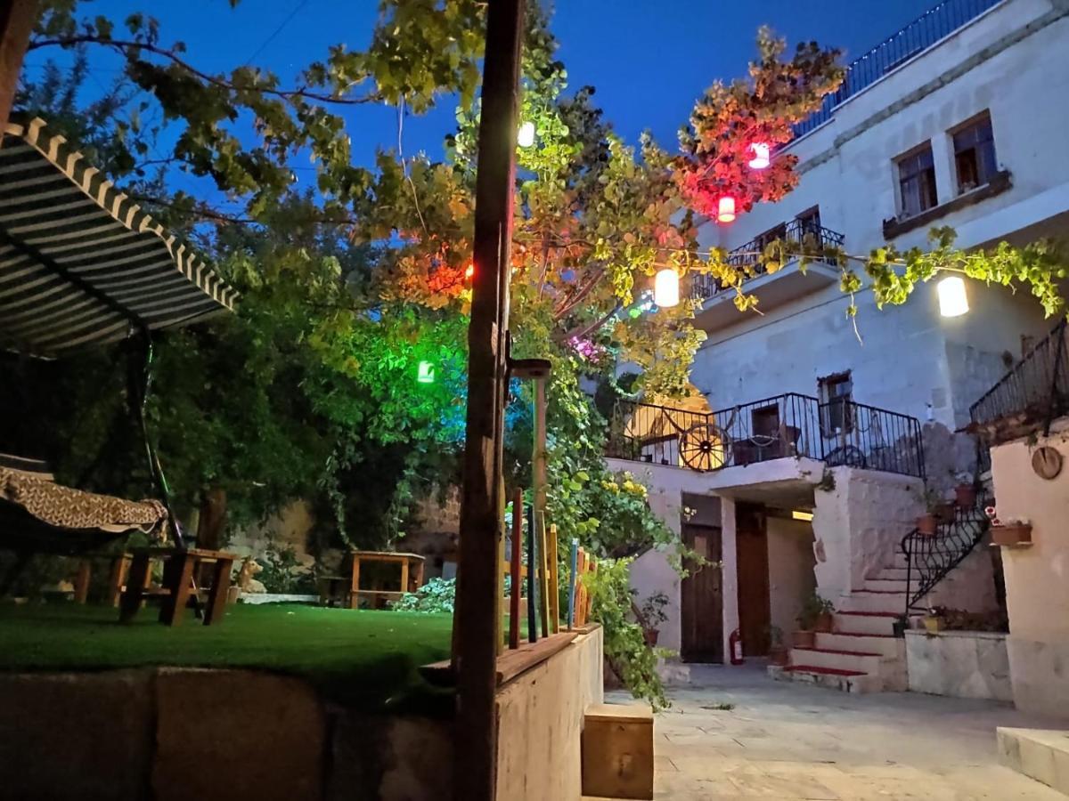 独角兽洞穴酒店 格雷梅 外观 照片